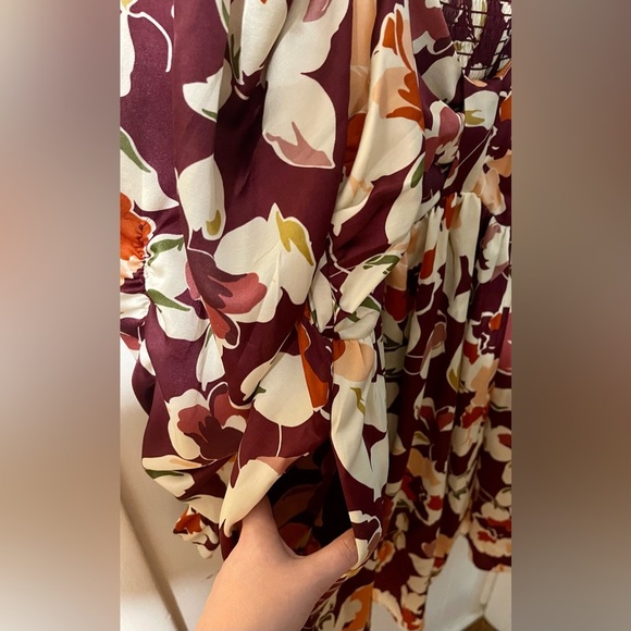 ELOQUII Elements Women's Plus Size Ruched Sleeve Mini Dress - Picture 5 of 7